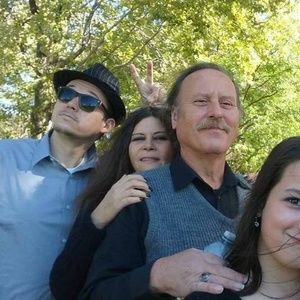 Meet your Posher, Tim therese